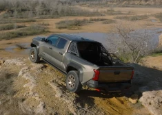 Auto ziņas: "Toyota Tacoma" pikaps, kas Latvijā netiek tirgots