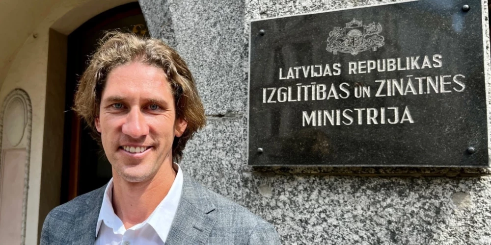 Izglītības un zinātnes ministrijas Sporta departamentu turpmāk vadīs Aleksandrs Samoilovs.