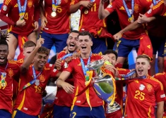 Испания вырывает победу на последних минутах и ​​в 4-й раз становится чемпионом Европы по футболу