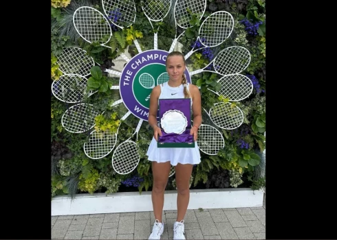 Latvijas tenisiste Keisija Bērziņa svētdien izcīnīja otro vietu Vimbldonas čempionāta U-14 vecuma grupas turnīrā.