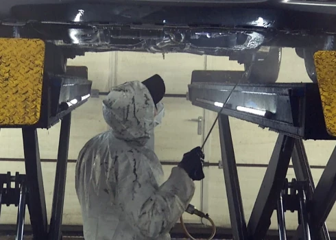 "Krown Latvija" pieredze rāda, ka mazāk nekā dažas plašpatēriņa markas, bet noteikti nevar teikt, ka “lielais vācu trijnieks” nerūsē nemaz.