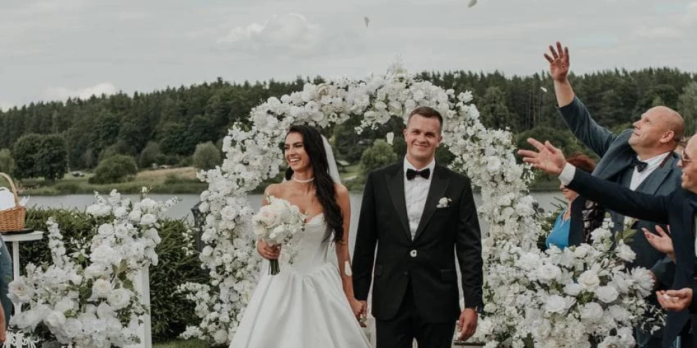 Svena Petraviča un Vikijas kāzu diena.