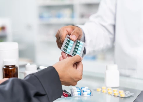 Valdība apstiprina jaunā zāļu uzcenojumu modeļa ieviešanu no 2025. gada 1. janvāra