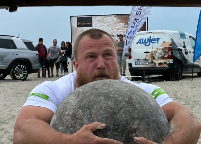 Starp Neptūna iznākšanu no jūras, zābaku mešanu un zaļumballi Engurē, Zvejnieksvētku ietvaros norisinājās “Klondaika Latvijas spēkavīru čempionāta” ceturtais posms.