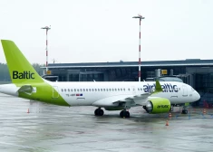 Это безопасно? Рейс airBaltic в понедельник пересек воздушное пространство Беларуси