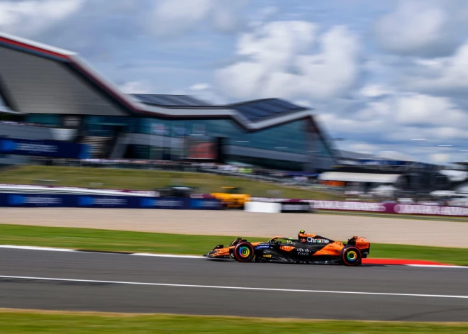 Ungārijas "Grand Prix": Pjastri izcīna savu pirmo uzvaru F-1 karjerā, Norisam otrā vieta