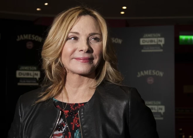 Kima Ketrela atbild, vai atgriezīsies ikoniskās Samantas lomā seriālā "Un tā tas laiks paiet..."