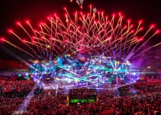 Krāšņi FOTO: Beļģijā savu 20 gadu jubileju svin ikoniskais festivāls "Tomorrowland". Ierodas arī latvieši
