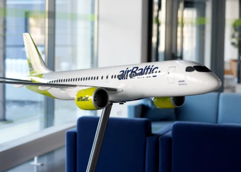 Бришкенс подчеркнул, что интерес инвесторов к airBaltic в определенной степени подтверждает доверие к бизнес-плану airBaltic.