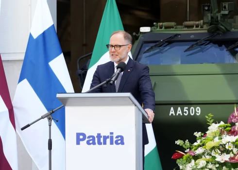 Tālāk par priekšlikumiem ministrs nav ticis – Latvijā ražotās “Patria” joprojām nevar reģistrēt satiksmei