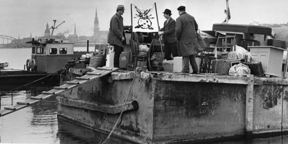 Kadri no filmas Ābols upē ļauj iztēloties septiņdesmito gadu Zaķusalu.