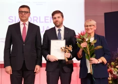 Названы фирмы - крупнейшие налогоплательщики Латвии: VID вручит им награды