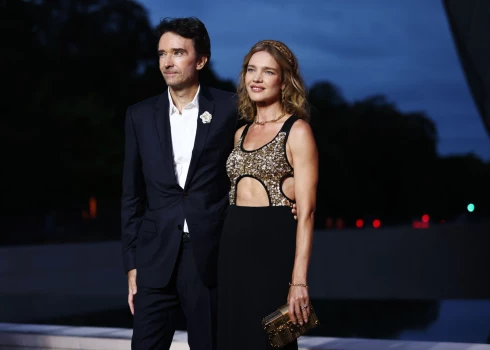 Наталья Водянова с мужем уже в Париже! Какой наряд модель выбрала для препати открытия Олимпийских игр?