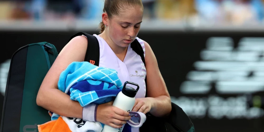 Ostapenko Parīzes olimpisko spēļu vienspēļu turnīra pirmajā kārtā ar 4-6, 3-6 zaudēja kolumbietei Kamilai Osorio.