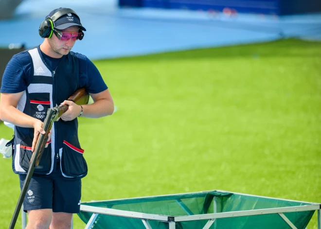 Lielbritānijas šāvējs Heilss kļūst par olimpisko čempionu šaušanā tranšeju stendā