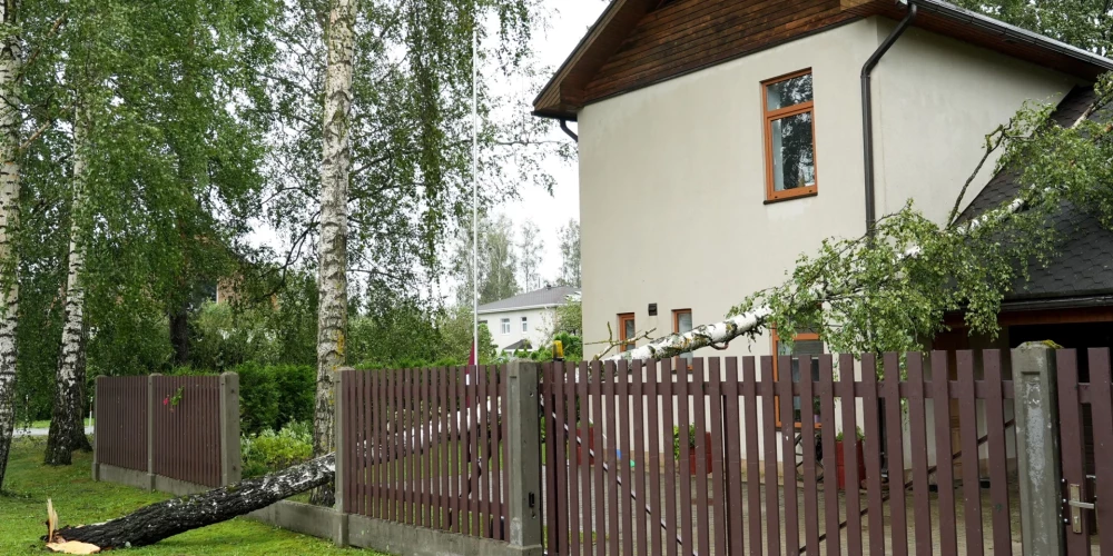 Суммы пока еще относительно невелики, хотя общая сумма заявок на возмещение ущерба приближается к семи миллионам.