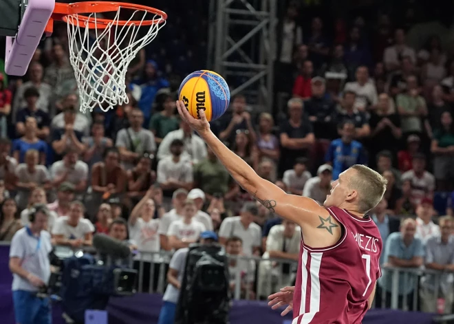 Mazākumā palikušie amerikāņi pamatīgi pabiedē Latvijas 3x3 basketbolistus; Miezis nokārto laimīgu uzvaru