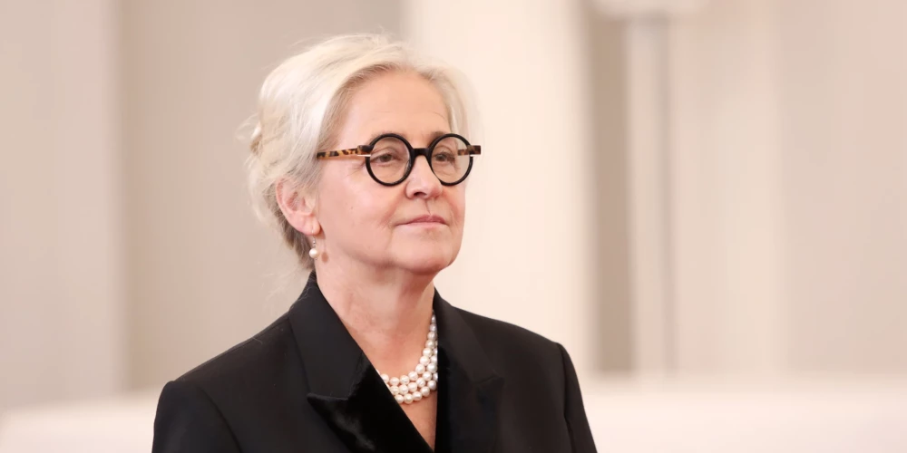 Latvijas vēstniece Itālijā Elita Gavele akreditācijas vizītes laikā pie Valsts prezidenta Rīgas pilī.