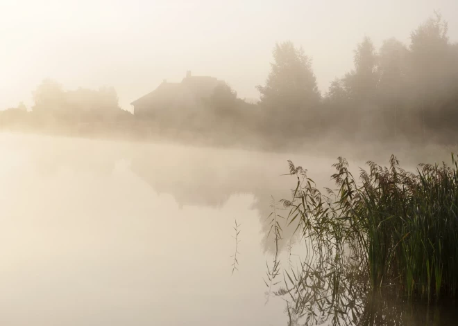 Arī trešdien Latvijā būs migla, saule un lietus mākoņi