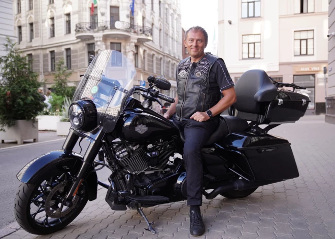 Ārsts Egils Valeinis nopircis motociklu par 30 000 eiro