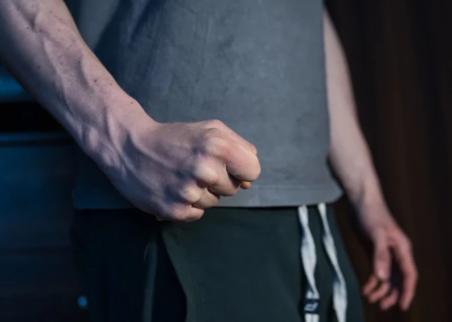 Rēzeknē policija aiztur dēlu, kurš sitis savu tēvu