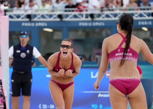 Латвийский дуэт Тина Граудиня/Анастасия Самойлова.