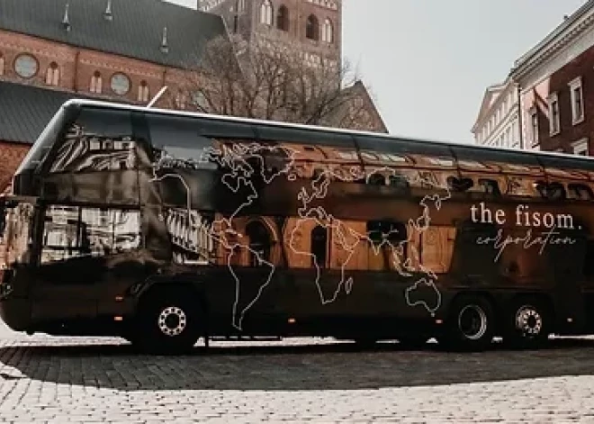 Bērni atstāti ārvalstīs, organizatori nozuduši: māte ceļ trauksmi par nometni Portugālē