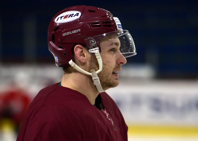 Kādreizējais Latvijas izlases uzbrucējs Skvorcovs karjeru turpinās Vācijas trešajā līgā