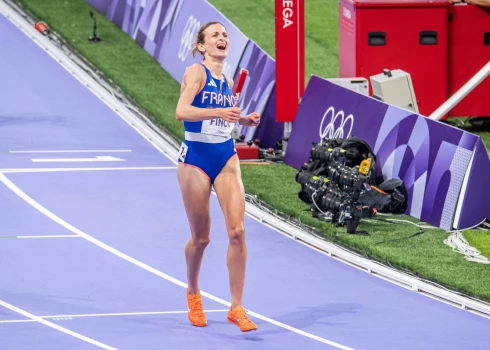 Alisa Fino vienā vakarā sasniedza divus panākumus - laboja Eiropas rekordu un saderinājās.