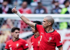  Portugāles futbola izlases aizsargs Pepe.