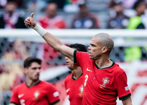  Portugāles futbola izlases aizsargs Pepe.