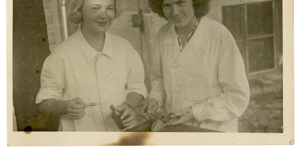 Покраска волос была очень длинной и довольно опасной процедурой.