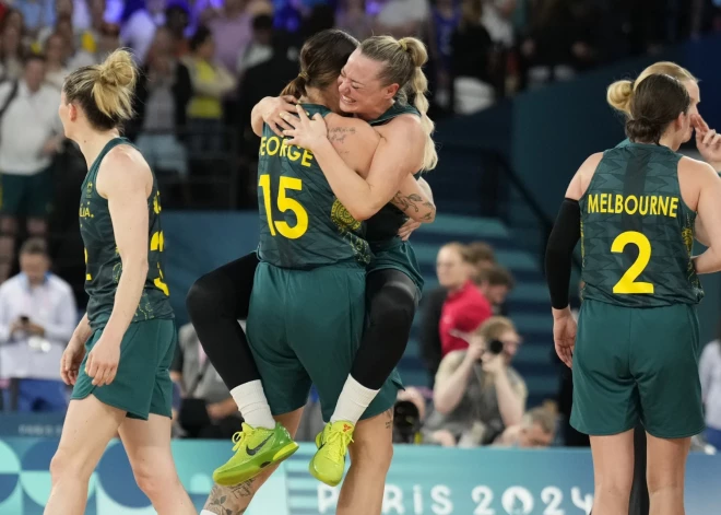 Austrālijas basketbolistes sīvā mačā izcīna olimpisko bronzu