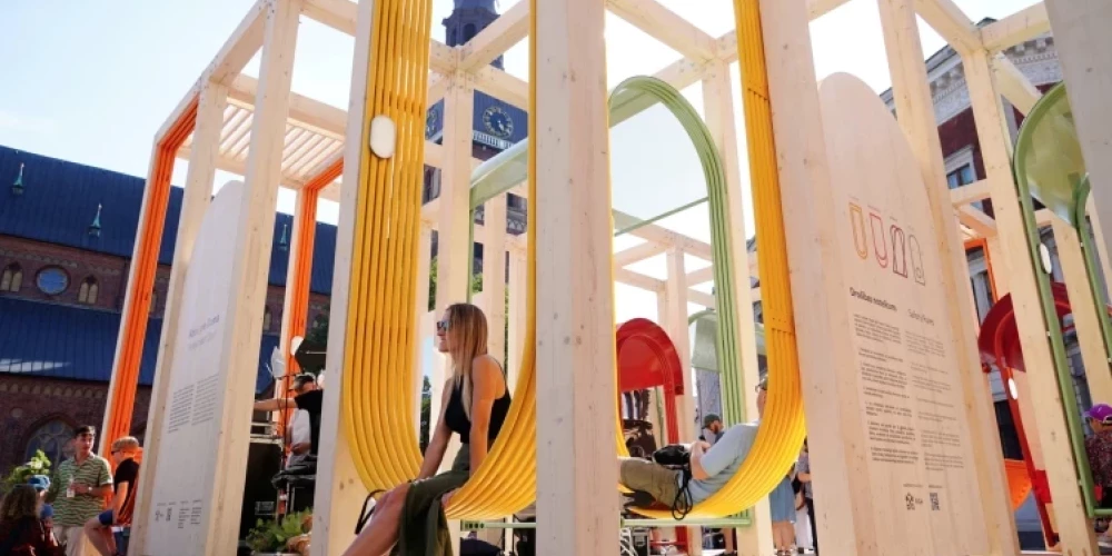 Арт-конструкция на Домской площади обошлась рижанам в 165 000 евро.