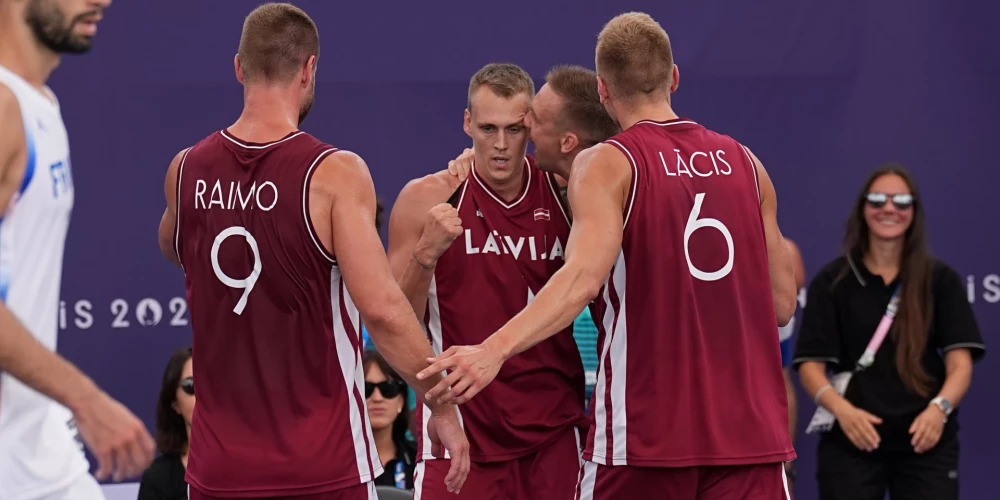 Kudzi pie radioaparāta visvairāk aizkustinājusi tieši Latvijas 3x3 basketbola izlase.