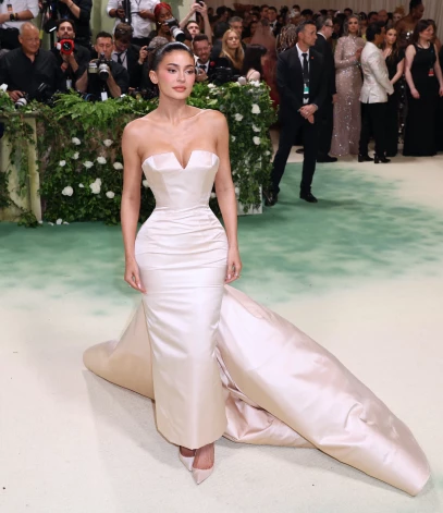 Kailija Dženere "Met Gala" ballē Ņujorkā šā gada maijā. 