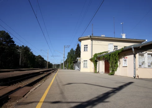 Dzelzceļa stacija Vecāķos.