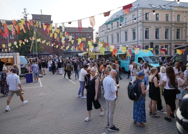 Rīgas dzimšanas dienu ievadīs Rīgas garšas svētki, kas Vecrīgā norisināsies pirmo reizi. 