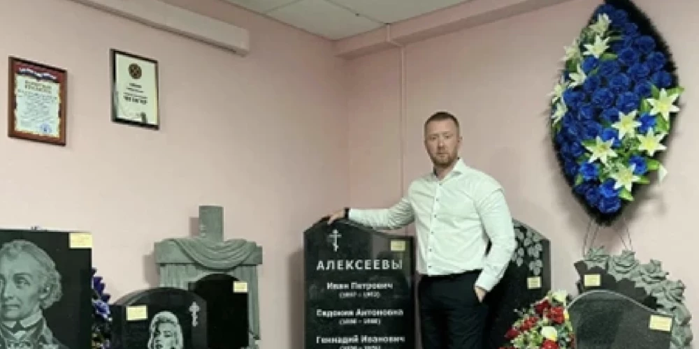 Sovorova uzņēmums nodarbojas ar kritušo karavīru transportēšanu.