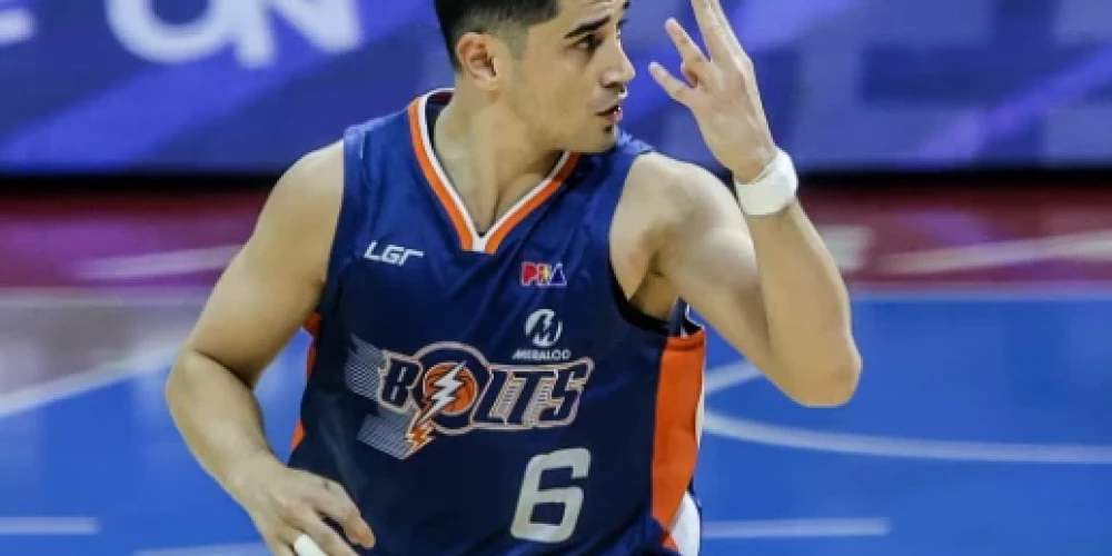 Pirmais 4 punktu metiena guvējs Kriss Bančero (ekrānuzņēmums no "X")