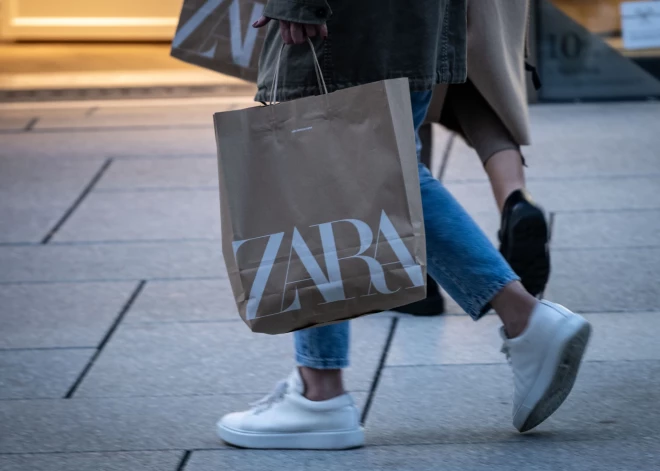 Mātes šokā - populārajā veikalu tīklā "Zara" tirgo bērnu apģērbu ar seksuāla zemteksta uzrakstiem