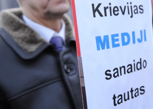 Protests pret "krievu mediju melīgās propagandas kampaņu".