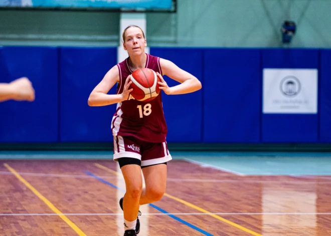 Latvijas basketbolistes Eiropas U-16 čempionātā svin uzvaru pār Poliju un cīnīsies par devīto vietu