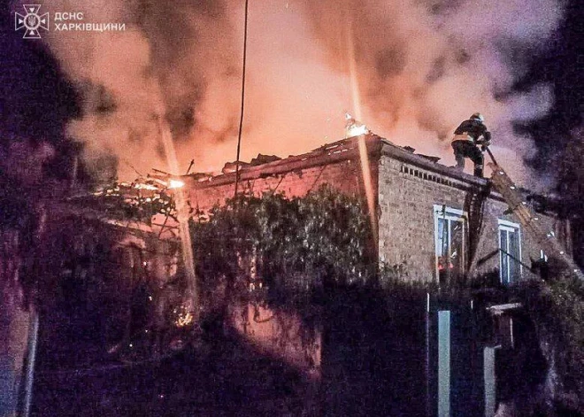 Krievija Doneckā veikusi triecienu viesnīcai, kurā atradās ārvalstu žurnālisti