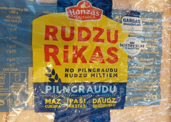 PVD Igaunijas izcelsmes pilngraudu rudzu rikās atradis plastmasas gabalu