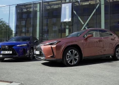 Jaunā Lexus UX kabīne ir tikpat kvalitatīva un eleganta kā lielajiem modeļiem. 