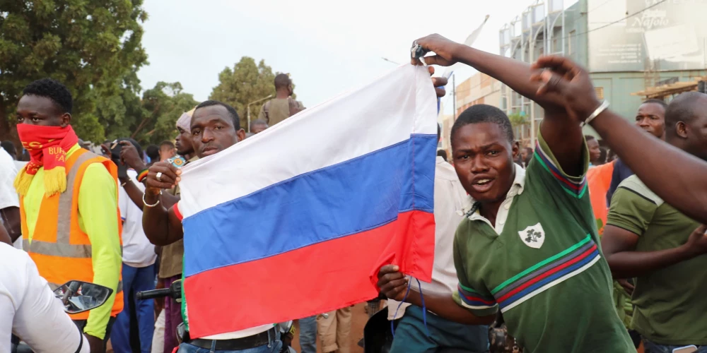 Liela daļa Burkinafaso saskatījuši Krievijā laimes lāci, bet dabūjuši vien algotņu brigādi “Lāči” huntas apsardzei.