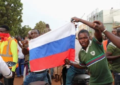 Liela daļa Burkinafaso saskatījuši Krievijā laimes lāci, bet dabūjuši vien algotņu brigādi “Lāči” huntas apsardzei.