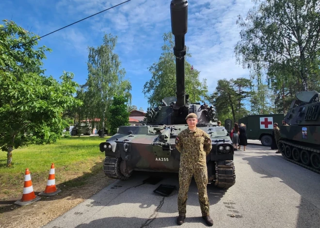 "Хочу быть готовым защищать Родину!" - Хелвис Парадниекс доволен годом службы в СГО