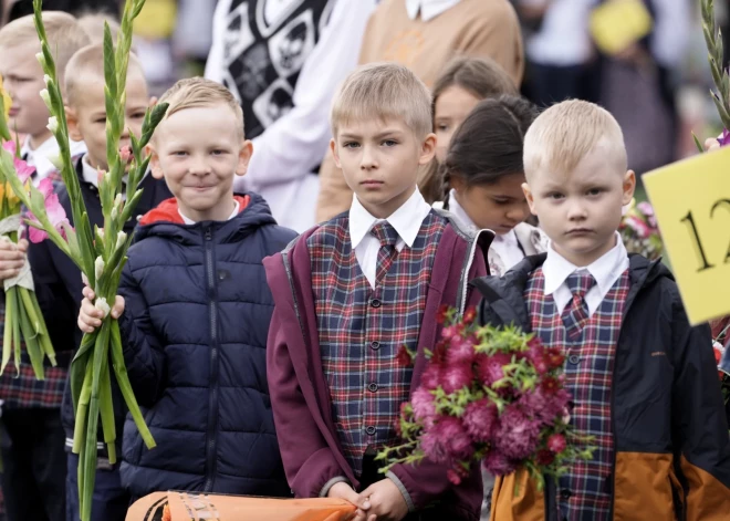 Šogad skolu uzsāks 20 tūkstoši pirmklasnieku